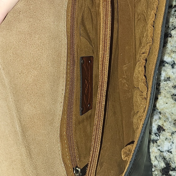 Patricia Nash Kent Crossbody - Picture 10 of 12